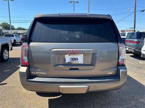 Used 2019 GMC Yukon SLT w/ Open Road Package image 8