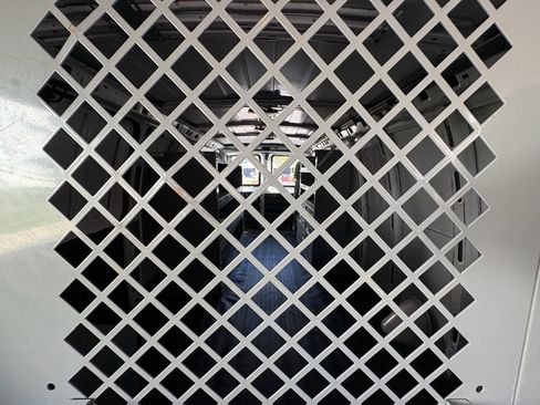 Used 2017 Chevrolet Express 2500 Extended image 21