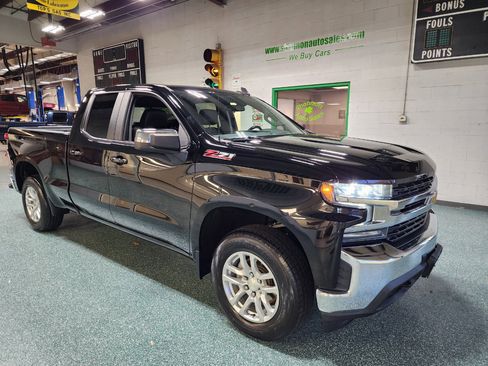 Used 2019 Chevrolet Silverado 1500 LT w/ All-Star Edition image 4