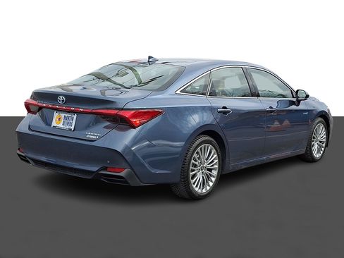 Used 2021 Toyota Avalon Limited w/ Advanced Safety Package image 6