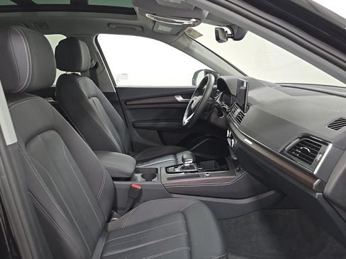 Used 2023 Audi Q5 2.0T Premium Plus w/ Premium Plus Package AWD/4WD image 8