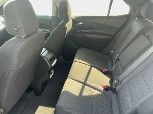 Used 2022 Chevrolet Equinox LT AWD/4WD image 13