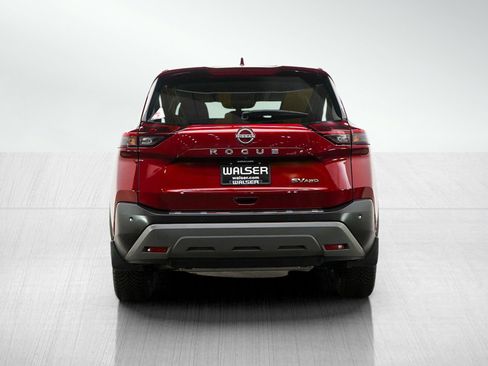 Used 2023 Nissan Rogue SV AWD/4WD image 4