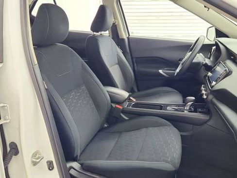 Used 2024 Nissan Kicks SV FWD image 20