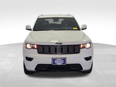 Certified 2021 Jeep Grand Cherokee Laredo X AWD/4WD image 20