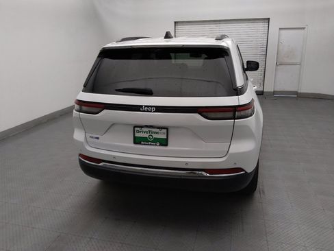 Used 2022 Jeep Grand Cherokee Limited 4xe w/ Luxury Tech Group II AWD/4WD image 7