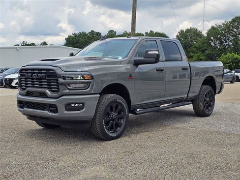 New 2026 RAM 2500 Tradesman AWD/4WD image 4