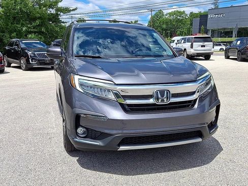 Used 2020 Honda Pilot Touring image 3