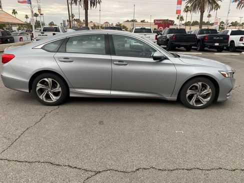 Used 2018 Honda Accord EX-L image 4