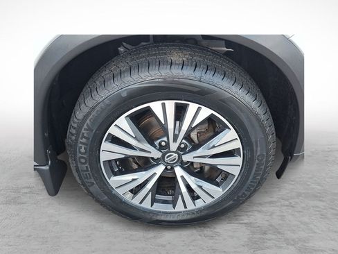 Used 2021 Nissan Rogue SV w/ Premium Package AWD/4WD image 9