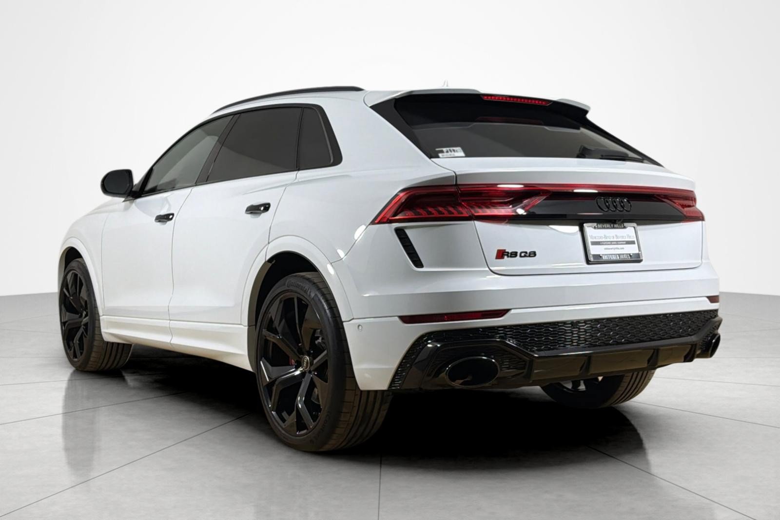 Used 2024 Audi RS Q8 AWD/4WD image 3