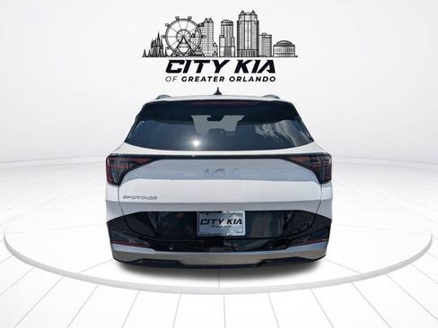 Certified 2026 Kia Sportage SX FWD image 4
