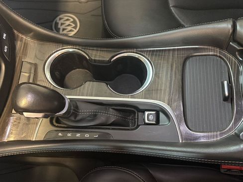 Used 2019 Buick Envision Essence AWD/4WD image 18