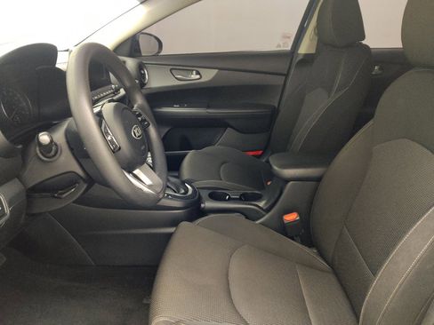 Used 2019 Kia Forte LXS FWD image 17