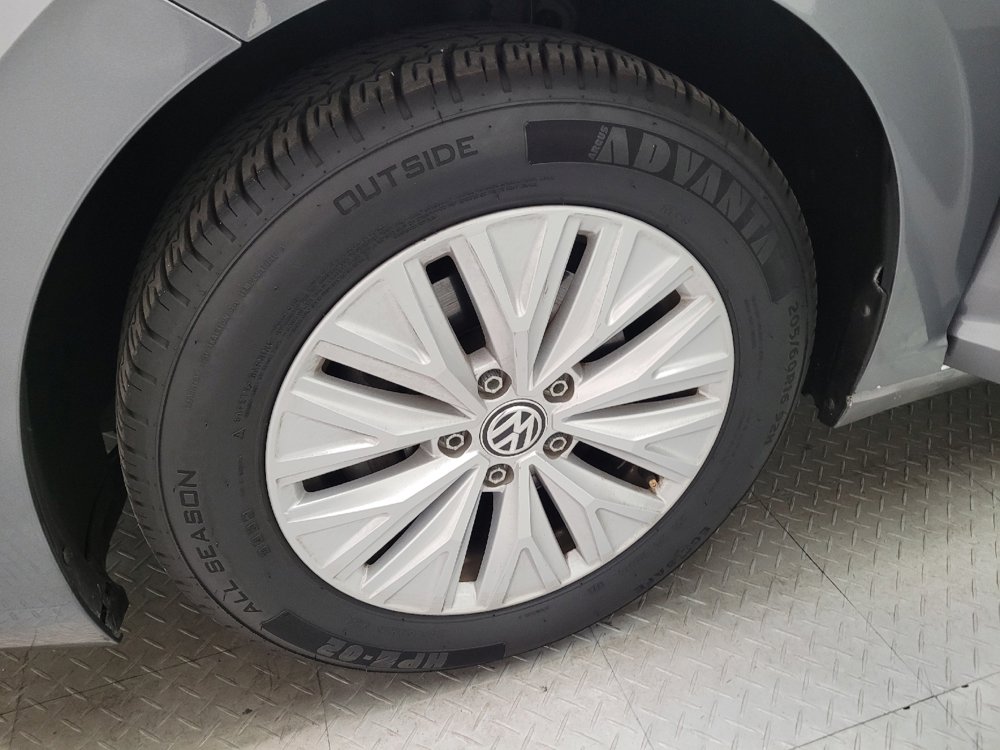 Used 2019 Volkswagen Jetta S w/ Driver Assistance Package FWD image 31