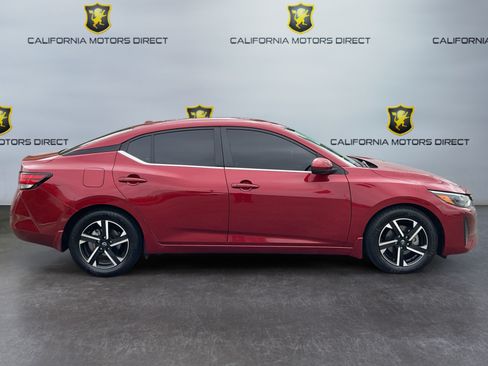 Used 2025 Nissan Sentra SV FWD image 4