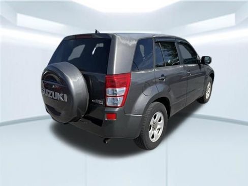 Used 2011 Suzuki Grand Vitara Premium image 8
