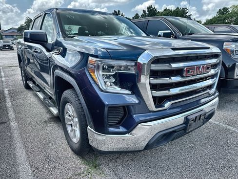 Used 2020 GMC Sierra 1500 SLE w/ SLE Value Package RWD image 3