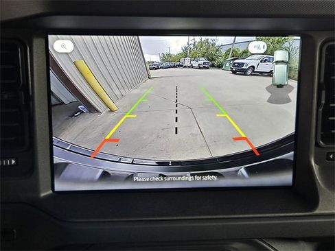 New 2025 Ford Bronco Badlands image 15