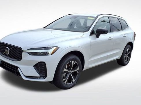 New 2026 Volvo XC60 B5 Core image 3