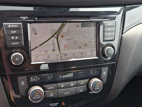 Used 2022 Nissan Rogue Sport SL AWD/4WD image 15