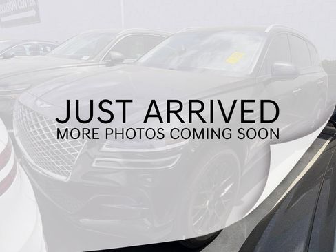 Used 2023 Genesis GV80 2.5T w/ Prestige 20" Package AWD/4WD image 3
