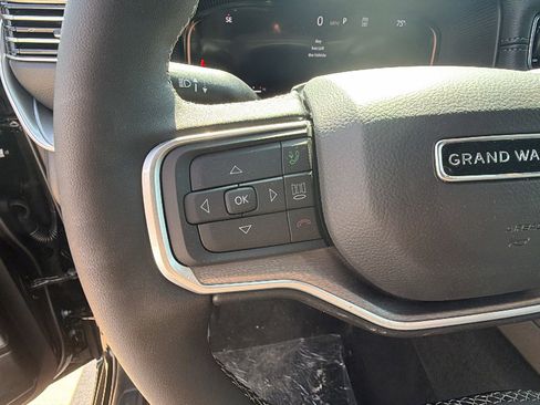 New 2026 Jeep Grand Wagoneer Limited AWD/4WD image 22