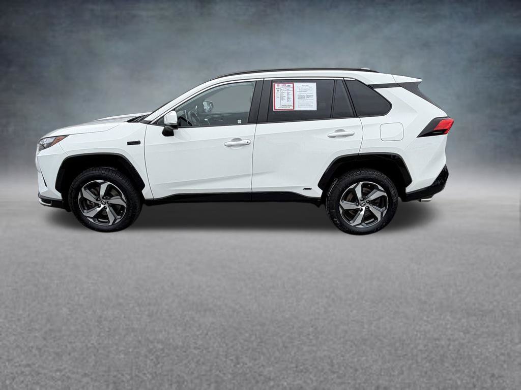Used 2023 Toyota RAV4 SE w/ Weather & Moonroof Package AWD/4WD image 2