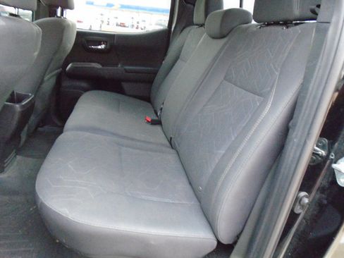 Used 2010 Nissan Xterra S image 7