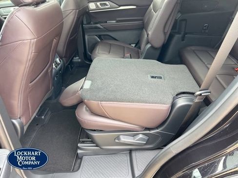New 2026 Ford Explorer Platinum RWD image 18