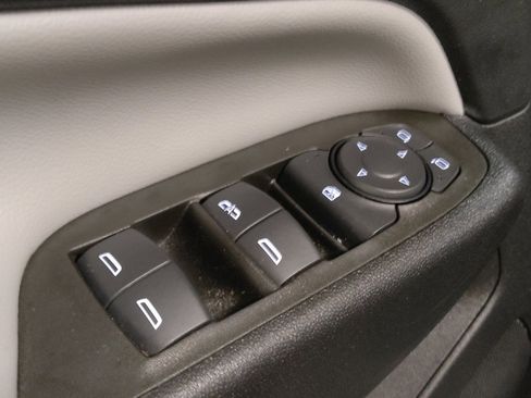 Used 2023 Chevrolet Equinox LT w/ LPO, Floor Liner Package image 27