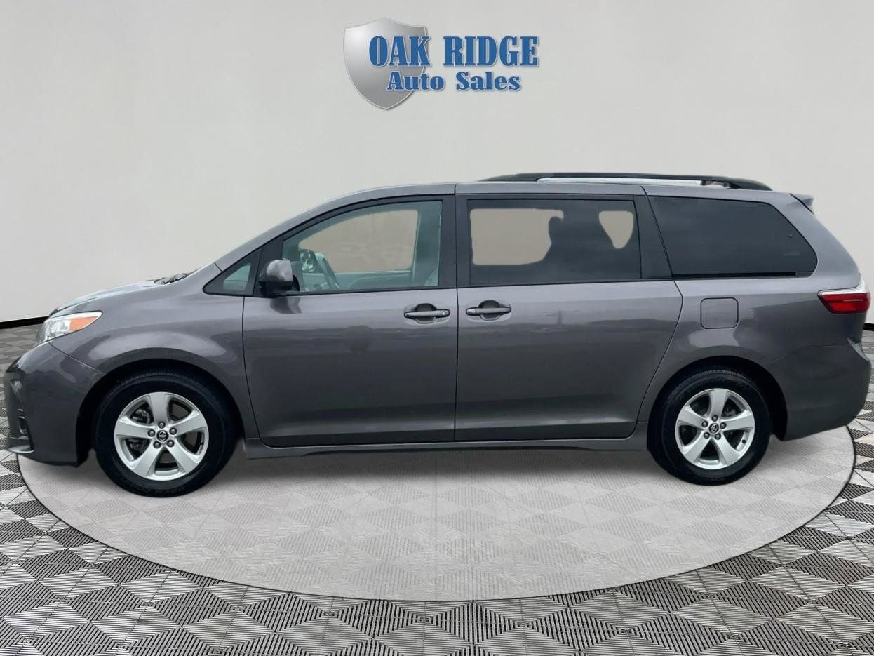 Used 2019 Toyota Sienna LE FWD image 8