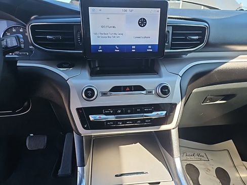 Used 2023 Ford Explorer XLT w/ Equipment Group 202A image 21