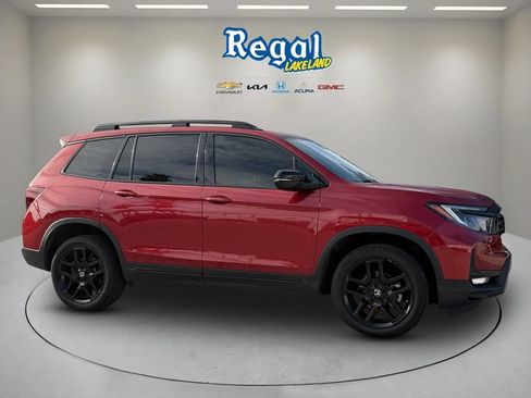Used 2024 Honda Passport Black Edition image 1