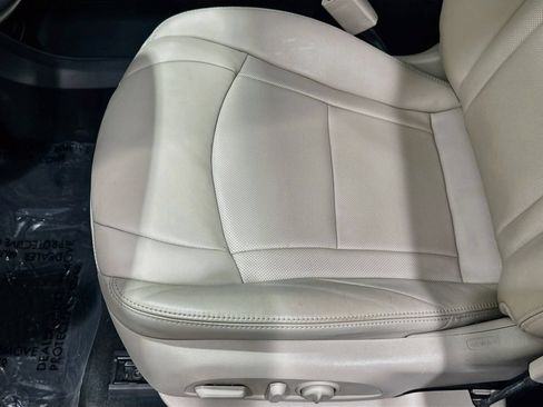 Used 2021 Buick Enclave Essence w/ Sound and Sites Package FWD image 20
