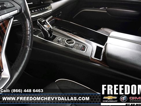 Certified 2023 Cadillac Escalade ESV Premium Luxury image 32