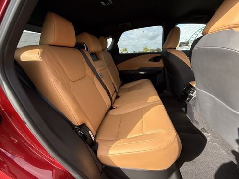 Used 2025 Lexus RX 350 FWD w/ Technology Package image 17