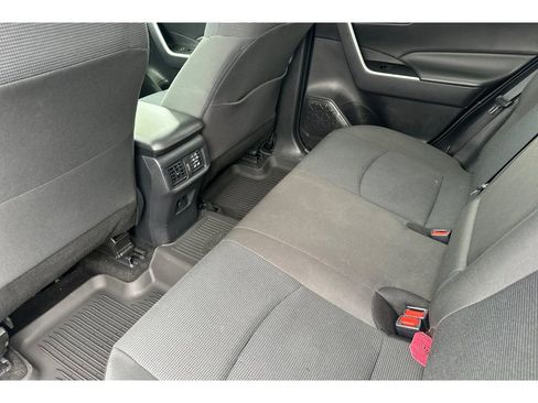 Used 2024 Toyota RAV4 LE AWD/4WD image 13