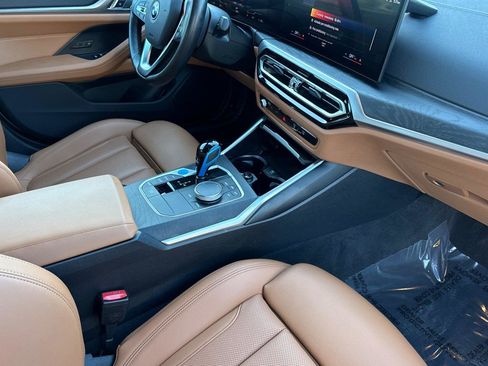 Used 2022 BMW i4 eDrive40 image 14