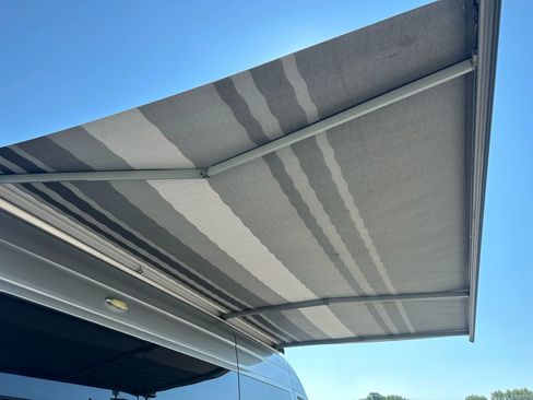 Used 2016 Mercedes-Benz Sprinter 3500 image 13