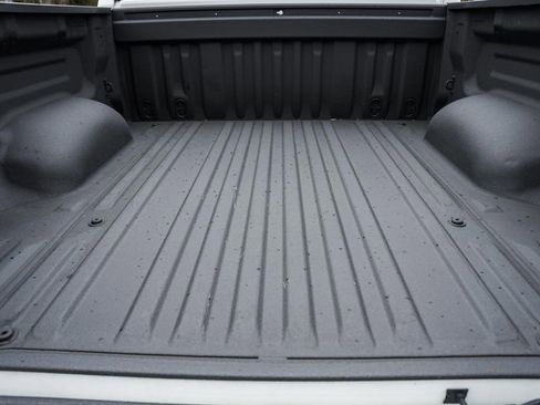 Used 2016 Toyota Tundra SR5 w/ SR5 Upgrade Package image 7