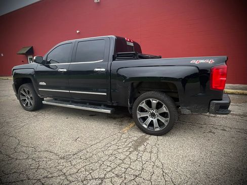 Used 2017 Chevrolet Silverado 1500 High Country AWD/4WD image 3