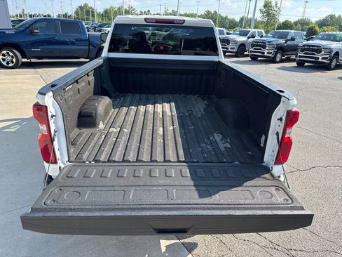 Used 2022 Chevrolet Silverado 2500 Custom w/ Custom Value Package AWD/4WD image 22