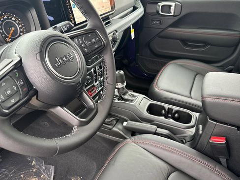 New 2026 Jeep Wrangler Unlimited Rubicon image 9