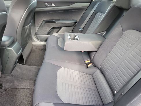 Used 2025 Kia K5 LXS image 19