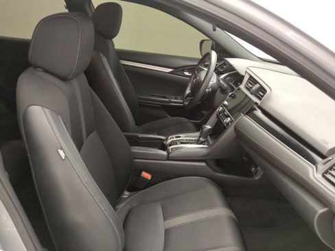 Used 2020 Honda Civic Sport image 21