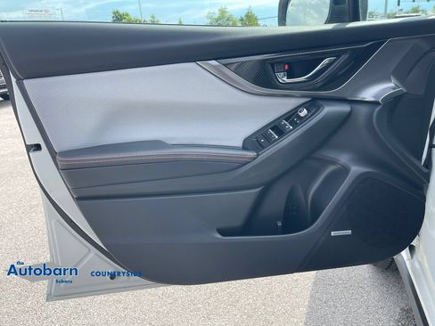 Used 2019 Subaru Crosstrek 2.0i Limited w/ Moonroof Package w/Navigation AWD/4WD image 10