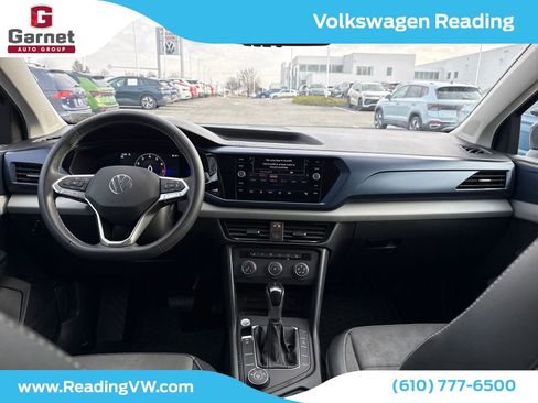 Certified 2022 Volkswagen Taos SE w/ Driver Assistance Package image 12