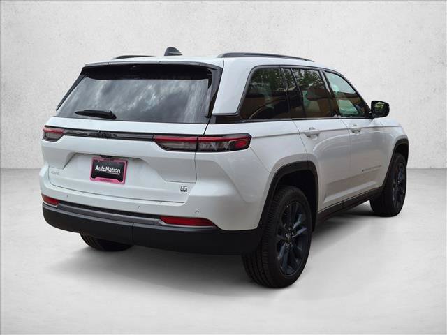 New 2026 Jeep Grand Cherokee Limited AWD/4WD image 2