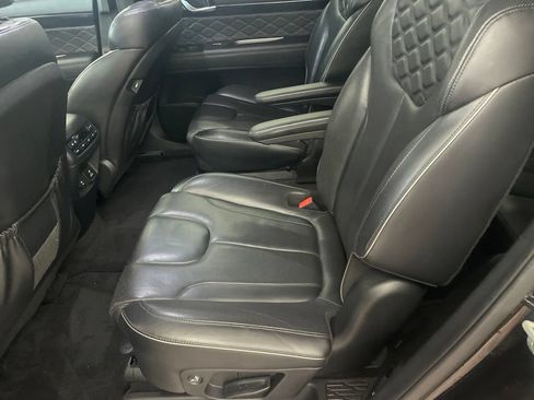 Used 2020 Hyundai Palisade Limited FWD image 19